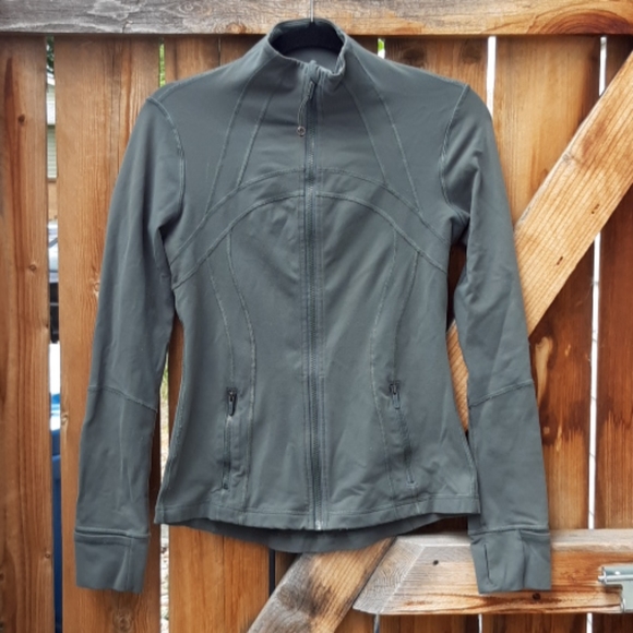 lululemon athletica Jackets & Blazers - Lululemon kahki green athletic define jacket sz 8
